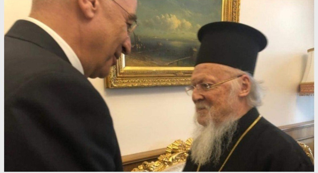 Μήνυμα αγάπης από τον Πατριάρχη στη συνάντηση με τον Δένδια