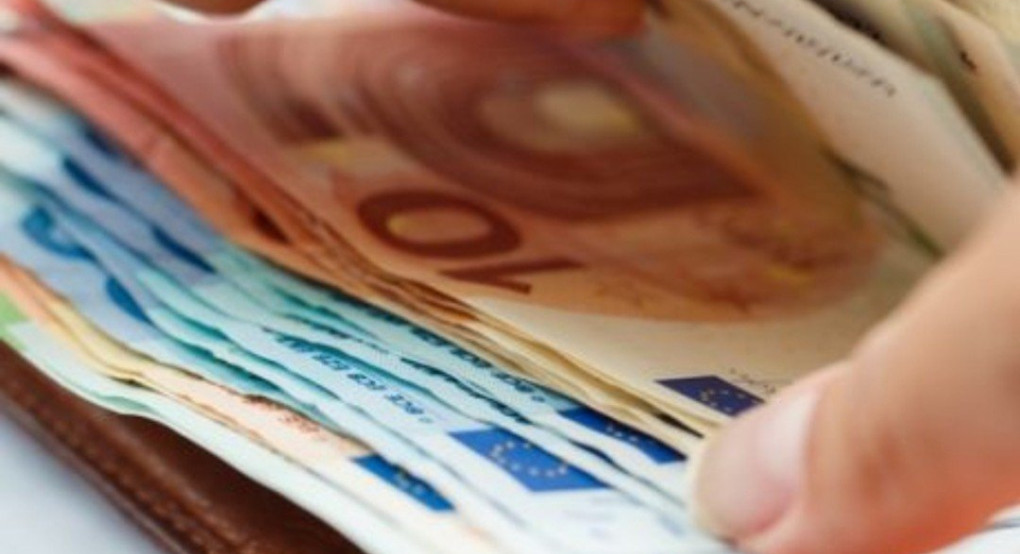 Τρίπλες αυξήσεις μισθών το 2020