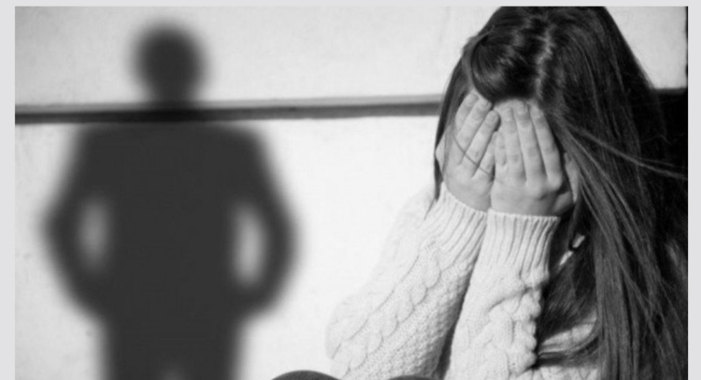 Θάσος: βίαζε επί δύο χρόνια την ανήλικη κόρη της συντρόφου του 