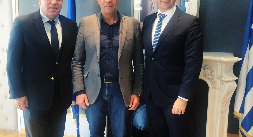 ΜΑΝΟΣ ΚΟΝΣΟΛΑΣ: «Θα στηρίξουμε τη Σάμο για να αμβλυνθούν οι συνέπειες του μεταναστευτικού στον τουρισμό του νησιού»