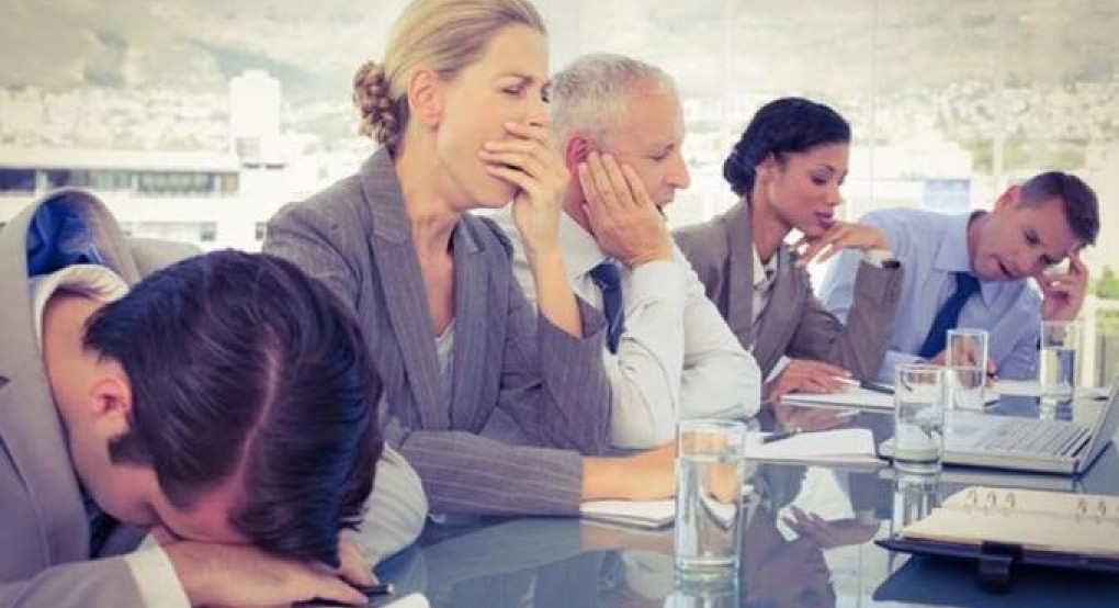 Γιατί ξυπνάτε κουρασμένοι ενώ κοιμάστε καλά;