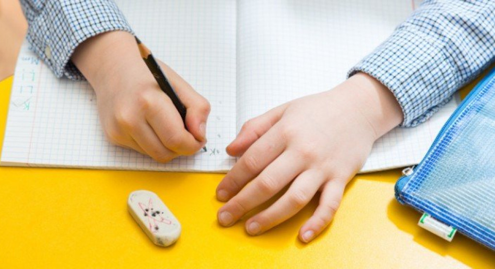 Δυσγραφία: Πάσχει το 15% των μαθητών -Τα σημάδια, πώς αντιμετωπίζεται 