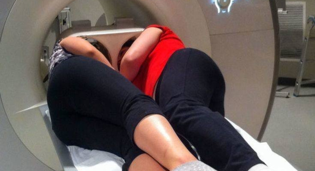 Μαζί στον μαγνητικό τομογράφο για χάρη της κοινωνικής νευροεπιστήμης