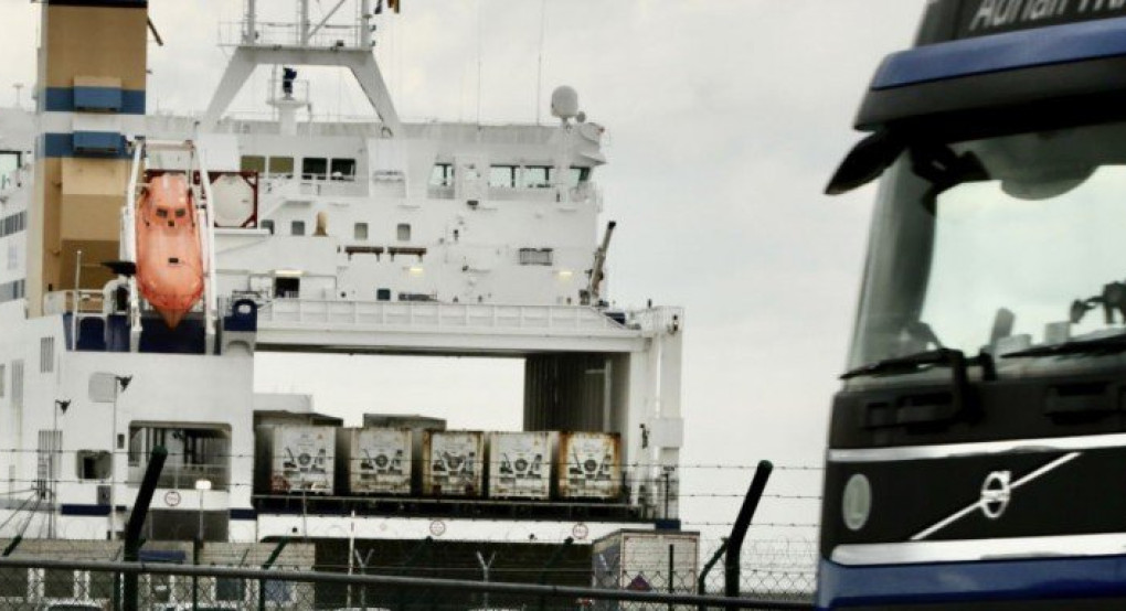 Βέλγιο: 23 μετανάστες εντοπίστηκαν σε φορτηγό ψυγείο