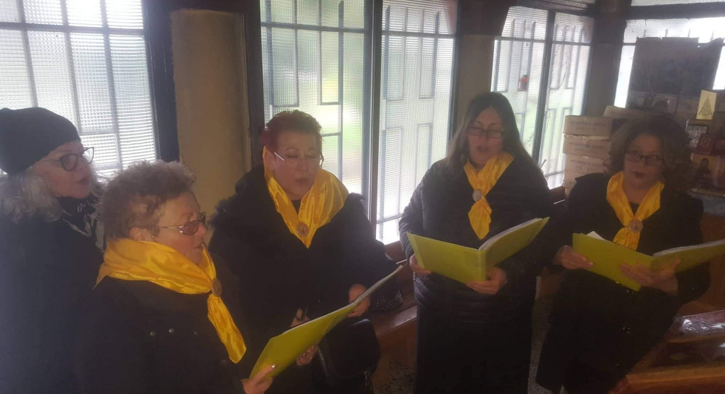 Κάλαντα από την Εκκλησίαστικη χορωδία Ριζου 