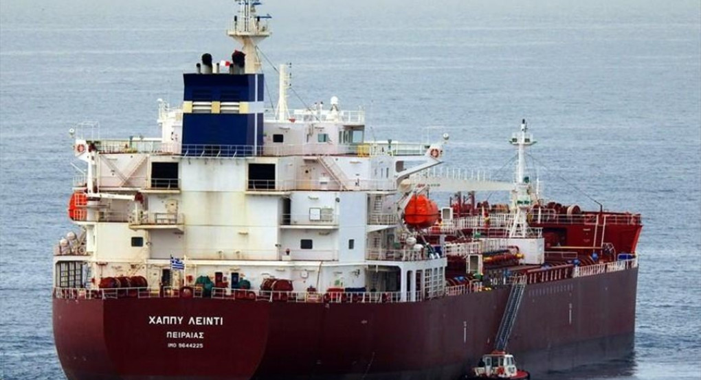 Ένοπλη επίθεση σε ελληνικό τάνκερ στο Καμερούν - Όμηροι πέντε Έλληνες ναυτικοί