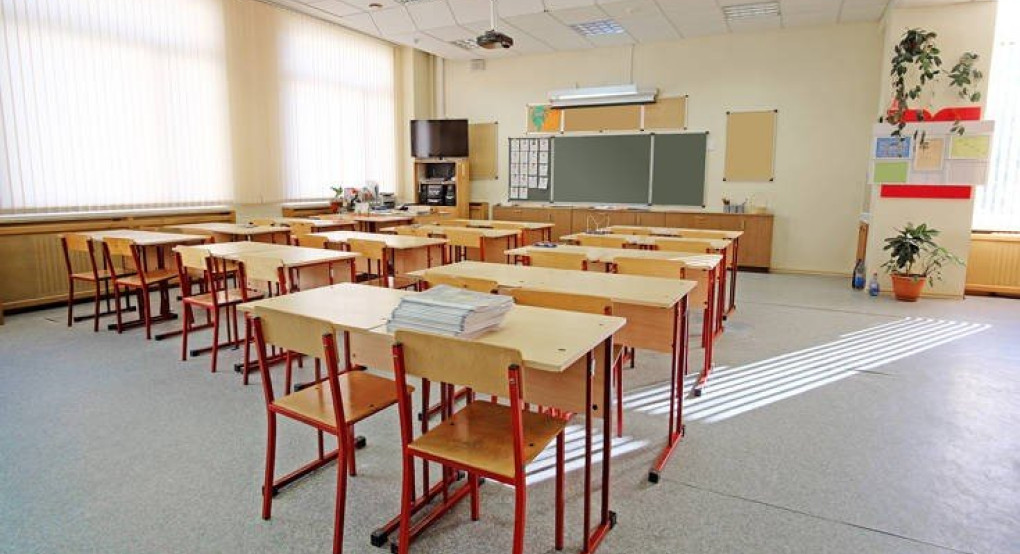 Ανοίγουν αύριο τα σχολεία, πότε είναι η επόμενη αργία