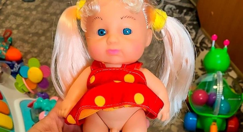 Αγόρασαν κούκλα και είδαν ότι είχε... πέος – Έγινε πανικός στα social media (pics)