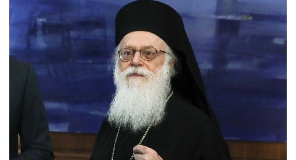 Κρίσιμες ώρες για τον Αρχιεπίσκοπο Αλβανίας Κρίσιμες ώρες για τον Αρχιεπίσκοπο Αλβανίας