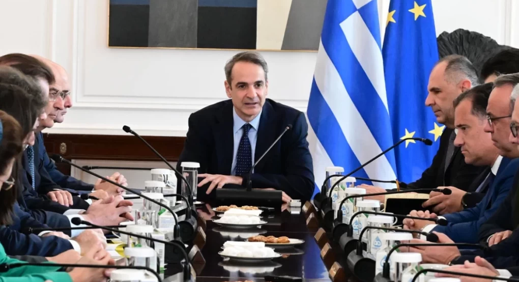Κυριάκος Μητσοτάκης: Σήμερα το πρώτο υπουργικό συμβούλιο του 2025 - Τα μηνύματα και η τομή για τα πειθαρχικά συμβούλια του Δημοσίου Κυριάκος Μητσοτάκης: Σήμερα το πρώτο υπουργικό συμβούλιο του 2025 - Τα μηνύματα και η τομή για τα πειθαρχικά συμβούλια του Δημοσίου