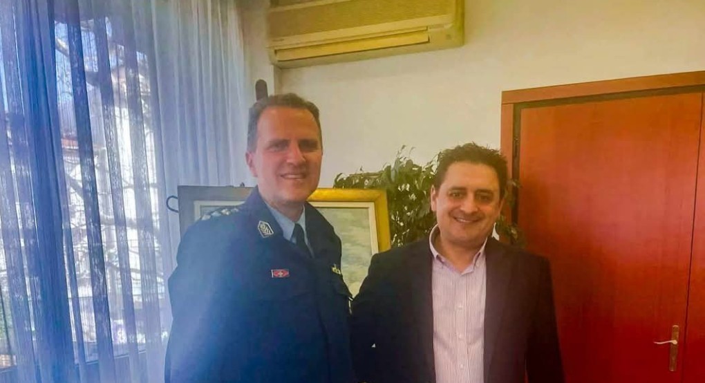 Συνάντηση του Αστυνομικού Διευθυντή Πέλλας με τον Δήμαρχο Έδεσσας Συνάντηση του Αστυνομικού Διευθυντή Πέλλας με τον Δήμαρχο Έδεσσας