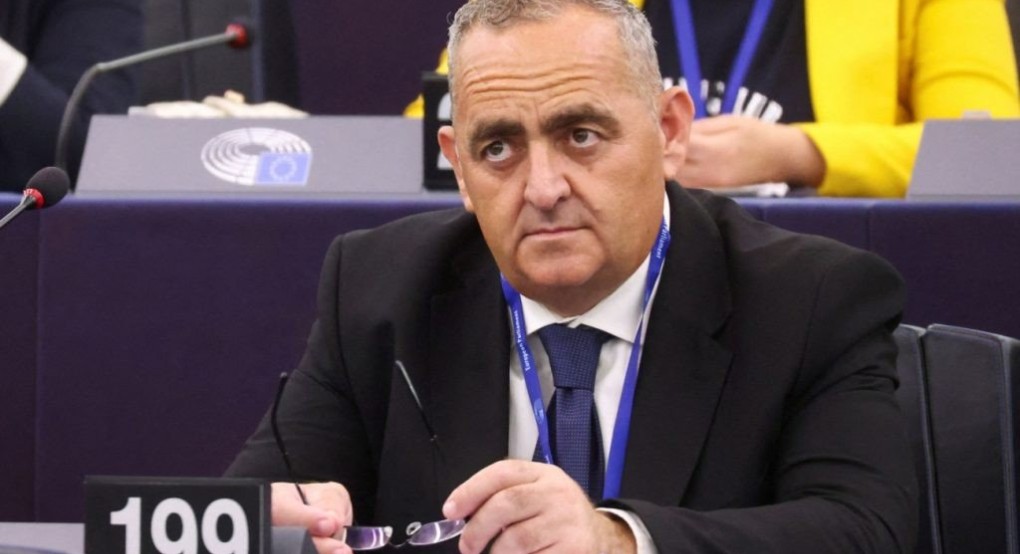 Η πρόταση Μπελέρη που… προκάλεσε αντιδράσεις στη ΝΔ Η πρόταση Μπελέρη που… προκάλεσε αντιδράσεις στη ΝΔ