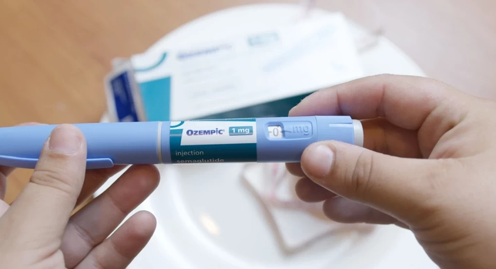 Μανία από το Χόλιγουντ μέχρι την Ελλάδα: Πάνω από 1.000.000 σκευάσματα αδυνατίσματος πουλήθηκαν στη χώρα μας το 2024! Μανία από το Χόλιγουντ μέχρι την Ελλάδα: Πάνω από 1.000.000 σκευάσματα αδυνατίσματος πουλήθηκαν στη χώρα μας το 2024!