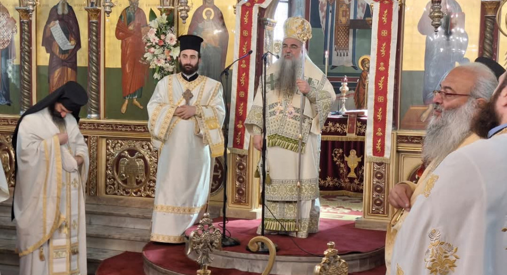 Πανηγυρική Θεία Λειτουργία στο Αρσένι Πέλλας Πανηγυρική Θεία Λειτουργία στο Αρσένι Πέλλας
