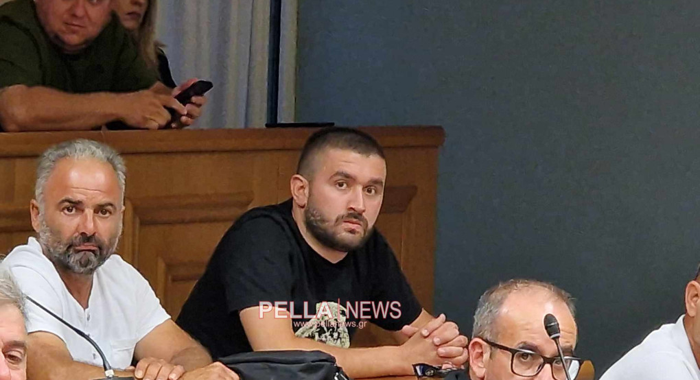 Αμφισβήτηση των παρεμβάσεων στον Δήμο Αλμωπίας από τον πρόεδρο της Θηριόπετρας Αμφισβήτηση των παρεμβάσεων στον Δήμο Αλμωπίας από τον πρόεδρο της Θηριόπετρας