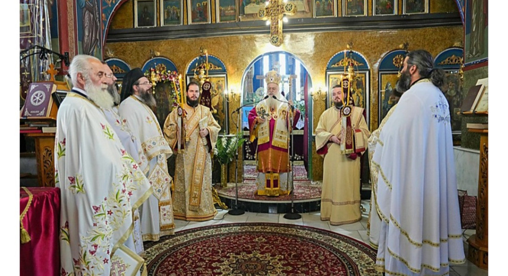 Αρχιερατική Θεία Λειτουργία στον Πολυπλάτανο για τον Άγιο Χριστόφορο Αρχιερατική Θεία Λειτουργία στον Πολυπλάτανο για τον Άγιο Χριστόφορο