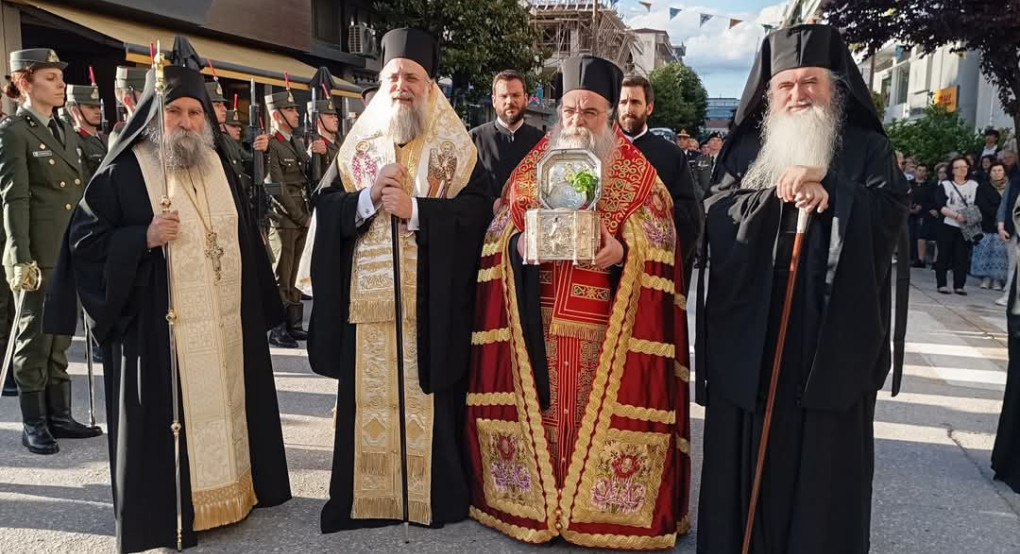 Τα Τρίκαλα γιόρτασαν με λαμπρότητα τον Πολιούχο τους Άγιο Βησσαρίωνα Τα Τρίκαλα γιόρτασαν με λαμπρότητα τον Πολιούχο τους Άγιο Βησσαρίωνα