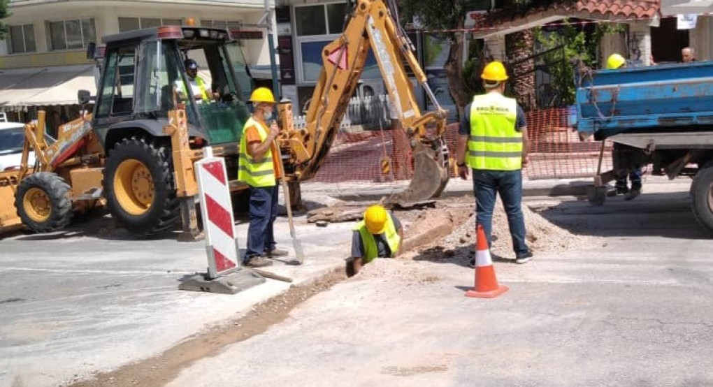 Αντιδράσεις Πολιτών για τα Έργα Φυσικού Αερίου στην Έδεσσα – Παράπονα για Κακή Αποκατάσταση των Δρόμων Αντιδράσεις Πολιτών για τα Έργα Φυσικού Αερίου στην Έδεσσα – Παράπονα για Κακή Αποκατάσταση των Δρόμων