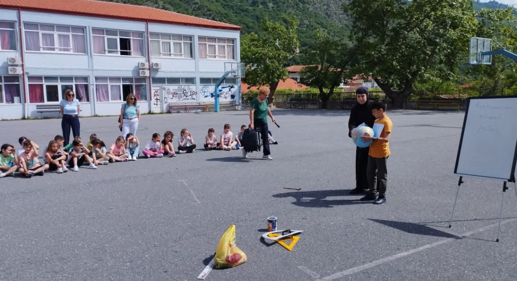 Πρόμαχοι: Ένα Ρολόι που Μετρά Δημιουργία και Συνεργασία Πρόμαχοι: Ένα Ρολόι που Μετρά Δημιουργία και Συνεργασία