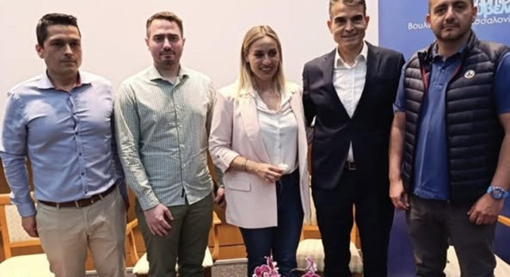 Ψηφιακός εθισμός των παιδιών: Ευθύνη όλων μας! Ψηφιακός εθισμός των παιδιών: Ευθύνη όλων μας!