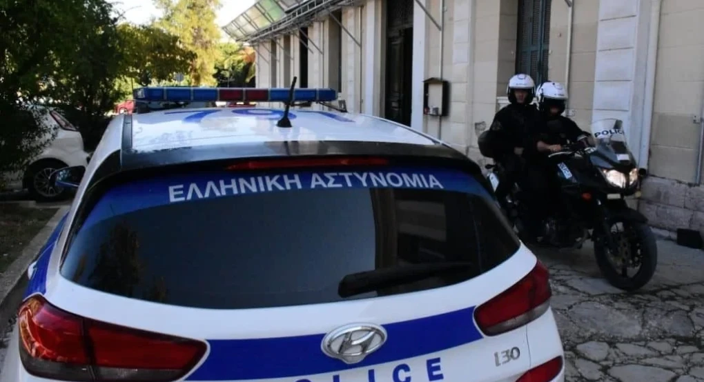 Θεσσαλονίκη: Του έκλεψαν το αυτοκίνητο ενώ έπινε καφέ Θεσσαλονίκη: Του έκλεψαν το αυτοκίνητο ενώ έπινε καφέ