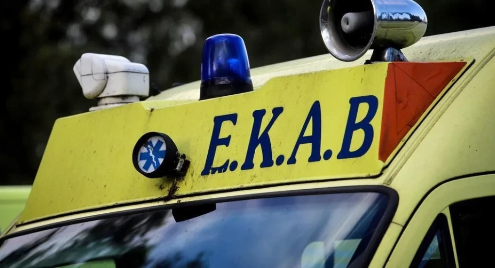 Θεσσαλονίκη: Σε κρίσιμη κατάσταση 25χρονη που βρέθηκε τραυματισμένη στο πεζοδρόμιο - Ερευνάται πτώση από μπαλκόνι Θεσσαλονίκη: Σε κρίσιμη κατάσταση 25χρονη που βρέθηκε τραυματισμένη στο πεζοδρόμιο - Ερευνάται πτώση από μπαλκόνι