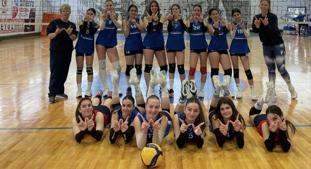 Επίσημα Πρωταθλήτριες οι Παγκορασίδες (Κ16) της ομάδας βόλεϊ Π.Α.Σ. Ίκαρος Έδεσσας έτοιμες για Final 4 Επίσημα Πρωταθλήτριες οι Παγκορασίδες (Κ16) της ομάδας βόλεϊ Π.Α.Σ. Ίκαρος Έδεσσας έτοιμες για Final 4