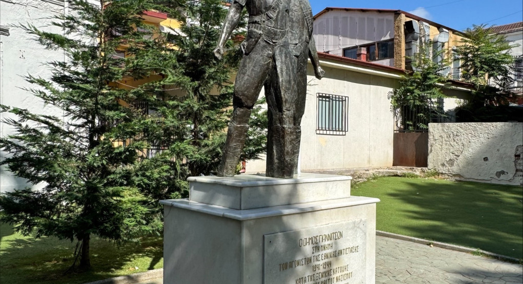 Άμεση αποκατάσταση του Μνημείου Εθνικής Αντίστασης στα Γιαννιτσά μετά από βανδαλισμούς Άμεση αποκατάσταση του Μνημείου Εθνικής Αντίστασης στα Γιαννιτσά μετά από βανδαλισμούς