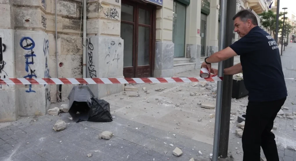 Καθησυχαστικοί οι σεισμολόγοι μετά το 6,1R στην Κρήτη -Ο λόγος που έγινε αισθητός στη μισή Ελλάδα Καθησυχαστικοί οι σεισμολόγοι μετά το 6,1R στην Κρήτη -Ο λόγος που έγινε αισθητός στη μισή Ελλάδα