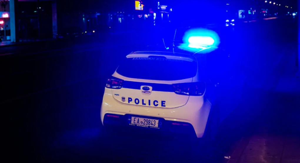 Θεσσαλονίκη: Έφοδοι της ΕΛΑΣ σε οίκους ανοχής – Κρατούσαν «φυλακισμένη» ιερόδουλη Θεσσαλονίκη: Έφοδοι της ΕΛΑΣ σε οίκους ανοχής – Κρατούσαν «φυλακισμένη» ιερόδουλη