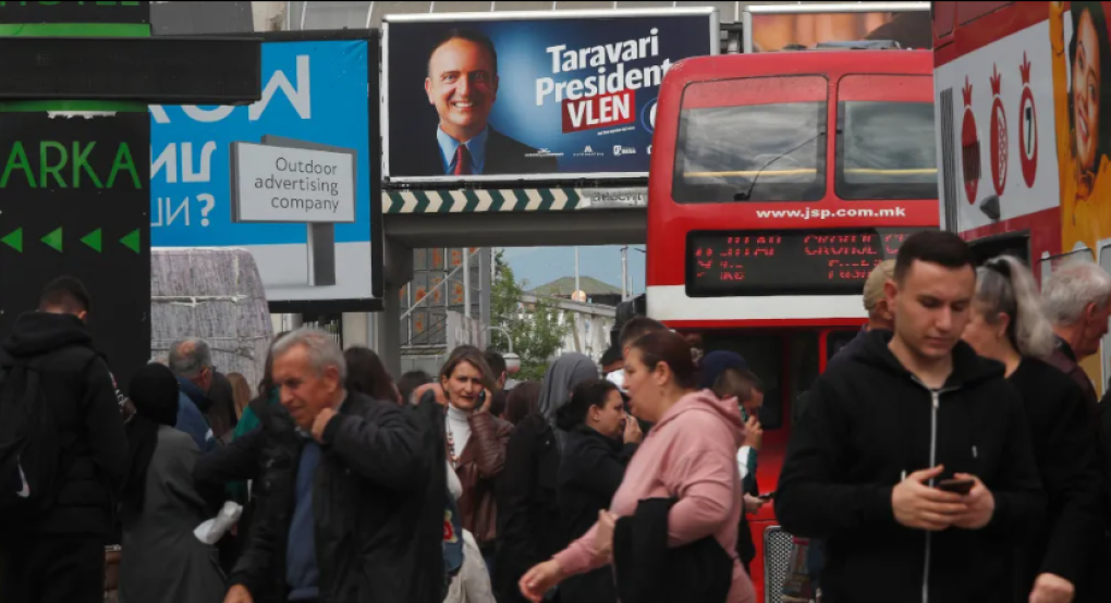 Βόρεια Μακεδονία: Παραιτήθηκε ο υπουργός Υγείας Άρμπεν Ταραβάρι Βόρεια Μακεδονία: Παραιτήθηκε ο υπουργός Υγείας Άρμπεν Ταραβάρι