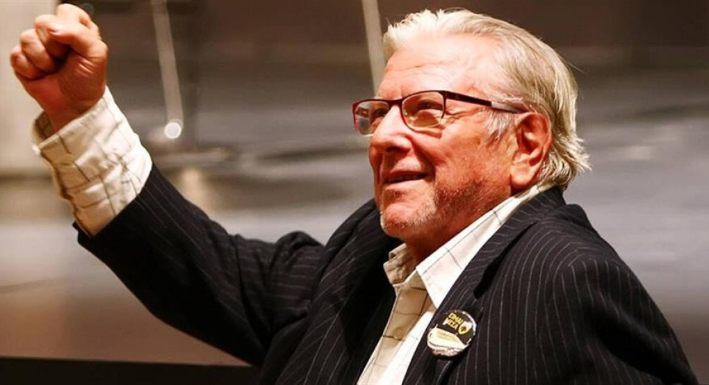 Διασωληνωμένος στην εντατική ο Κώστας Βουτσάς