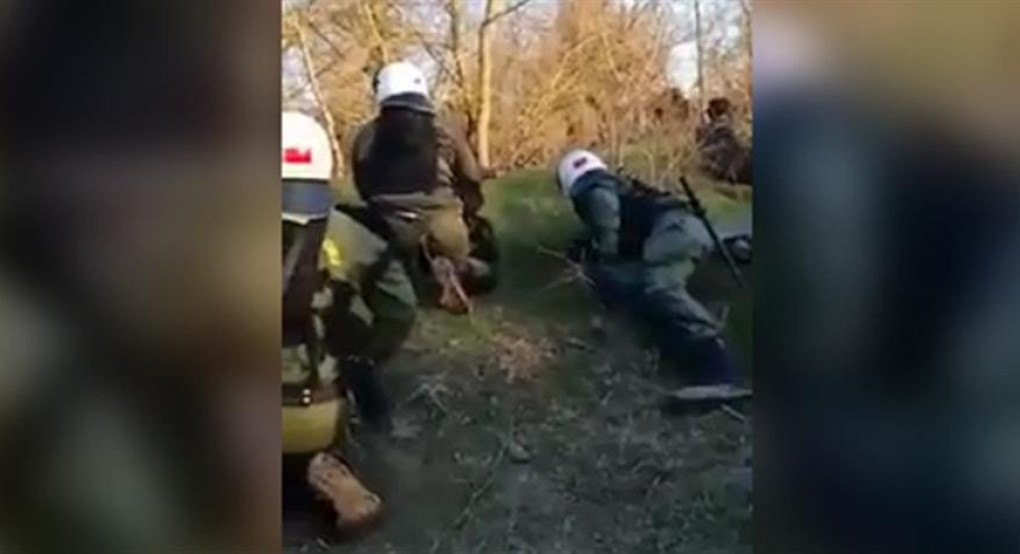 Βίντεο-ντοκουμέντο: Στην πρώτη γραμμή του Έβρου - Δακρυγόνα και πετροπόλεμος με μετανάστες