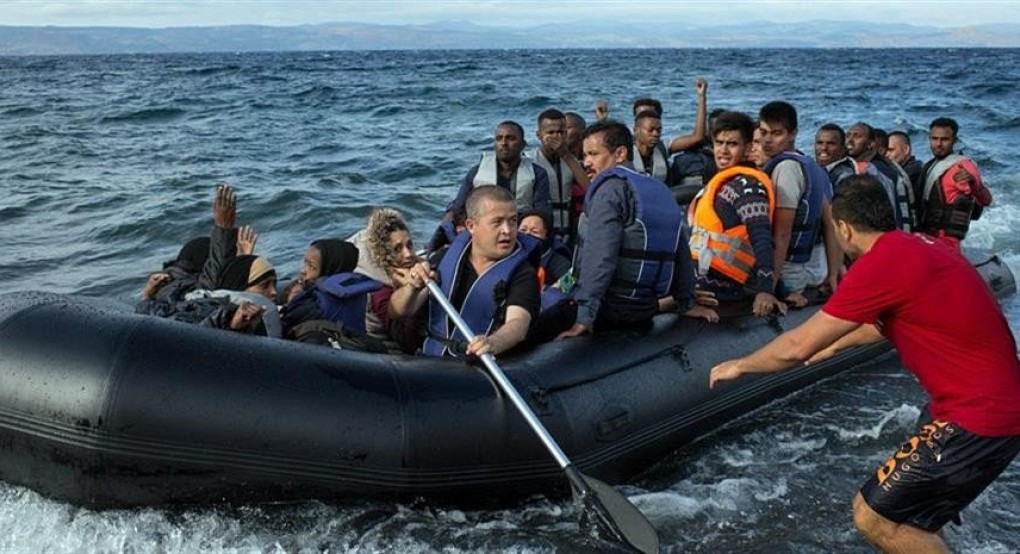 Περίπου 1.000 μετανάστες και πρόσφυγες πέρασαν σε ελληνικά νησιά το τελευταίο 24ωρο 