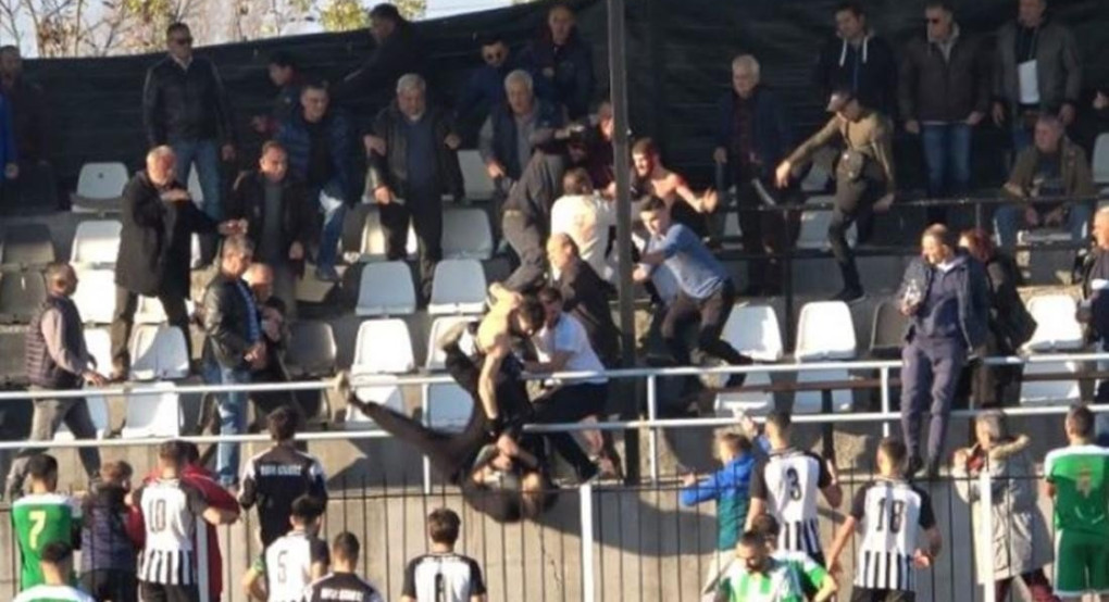 Ταυτοποιήθηκαν τα στοιχεία 22 ατόμων για συμμετοχή σε επεισόδια σε ποδοσφαιρικό αγώνα στην Ημαθία