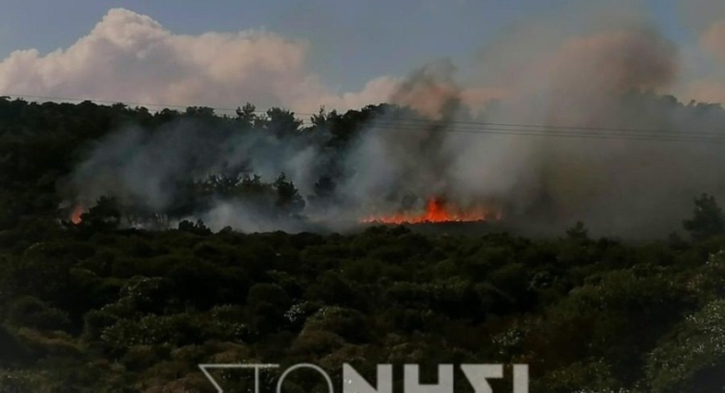 Φωτιά στην Καράβα από άνδρες των ΜΑΤ