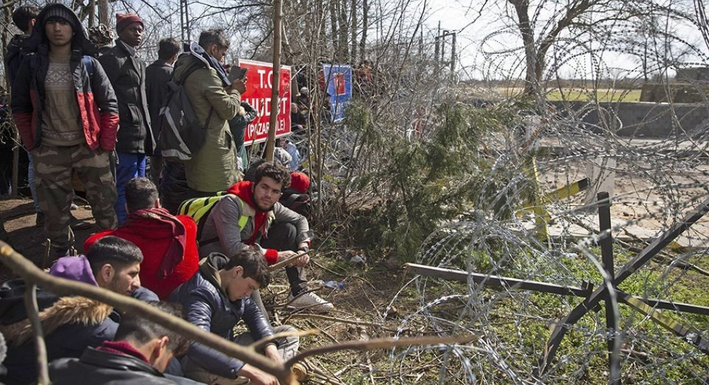 Bloomberg: Κυρίως Αφγανοί, Ιρανοί και Πακιστανοί οι μετακινούμενοι στα ελληνικά σύνορα