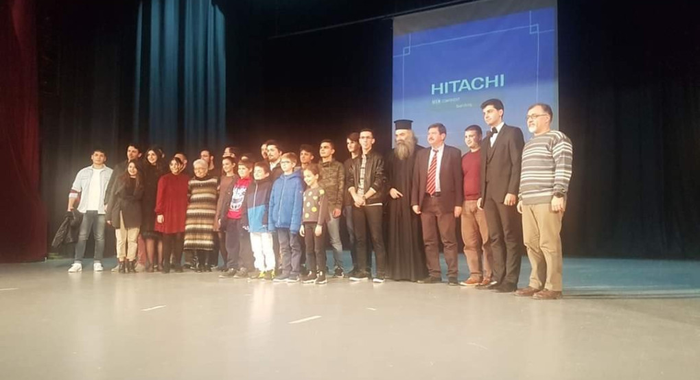 Ο Γιώργος Καρασμανης για την παράσταση Εν τούτο Νίκα 