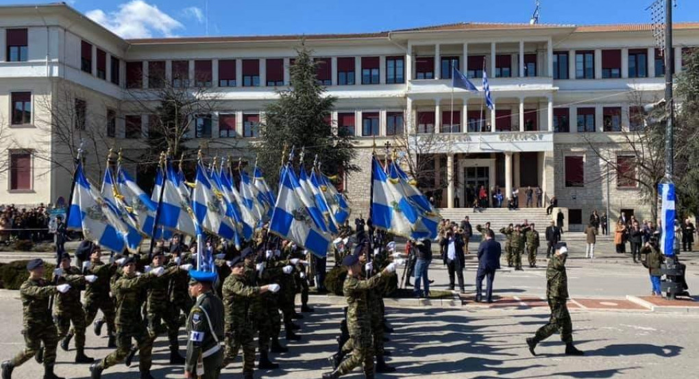 Τα Ιωάννινα γιορτάζουν την ελευθερία τους 