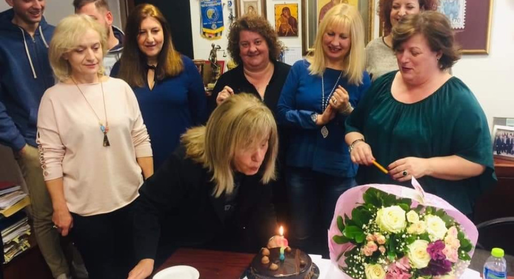 Τα γενέθλια και η έκπληξη στην Αθήνα Αηδονα 