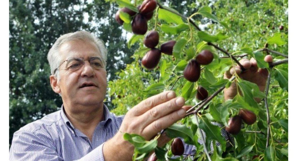 Επίθεση από πρώην Βουλευτή σε Ιβάν Σαββίδη 