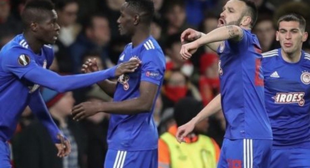 Έπος: Υποκλίθηκε όλη η Ευρώπη στο Θρύλο 