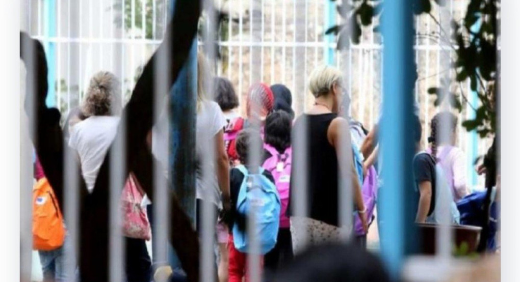 Κλειστά σχολεία λόγω Κορωνοϊού 