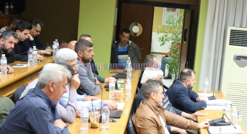 Η επίσκεψη Σκρέκα και το "χίουμορ" του Δημήτρη Μπίνου 