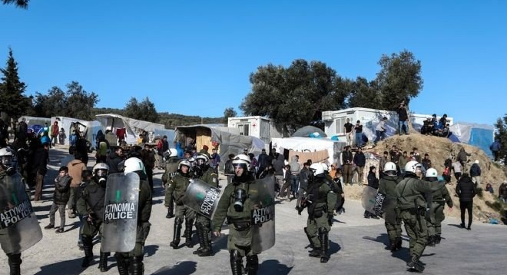 "Περιπολίες" στη Μόρια