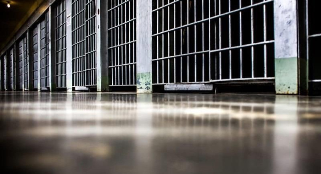 Η Τεχεράνη αφήνει προσωρινά ελεύθερους 54.000 κρατούμενους στο πλαίσιο των προσπαθειών καταπολέμησης της νόσου 