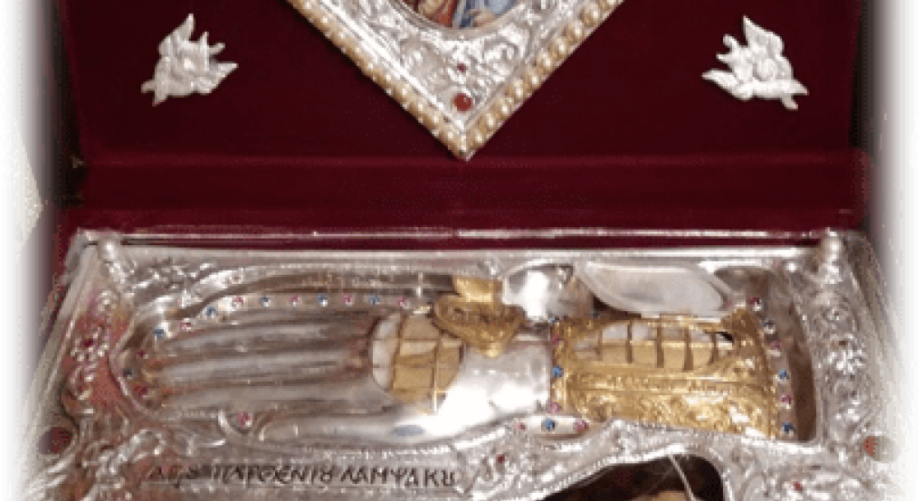 Σε προσκύνηση το σεπτό λείψανο του αγίου Παρθενίου στον ιερό ναό Αγίας Παρασκευής Γιαννιτσών