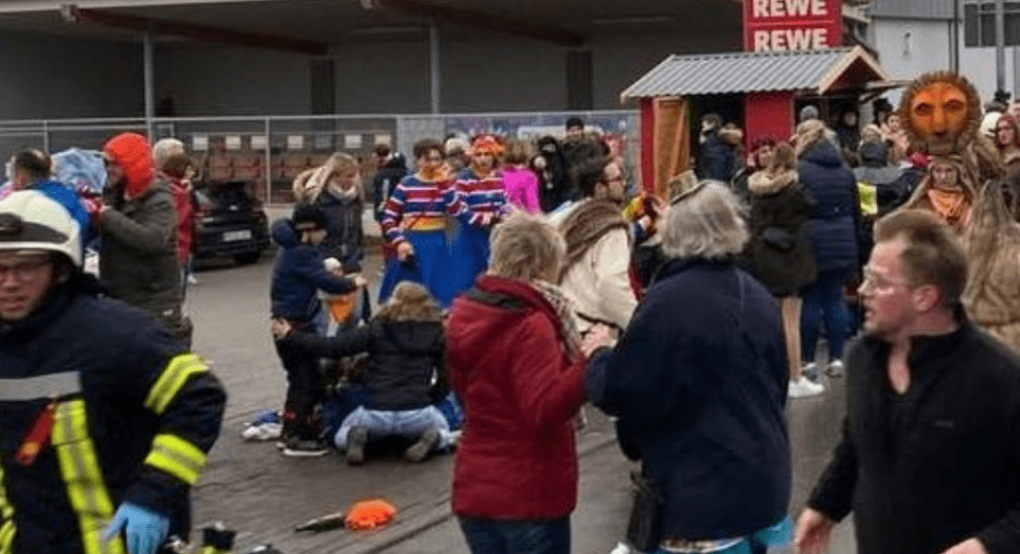 Γερμανία: 29χρονος Γερμανός έπεσε με το όχημά του πάνω σε πλήθος σε καρναβαλική παρέλαση 