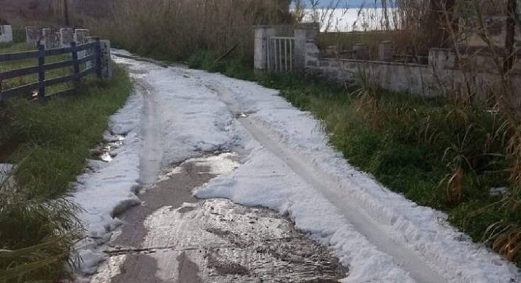Το χαλάζι που έπεσε στη Σύρο θύμιζε χιόνι