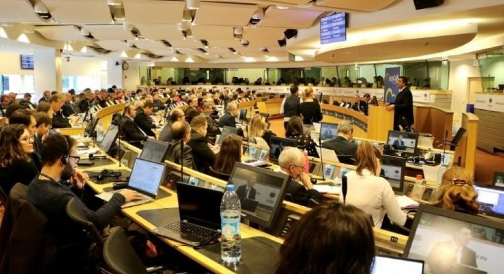 Σήμερα η εκλογή του Απόστολου Τζιτζικώστα στη θέση του προέδρου της Ευρωπαϊκής Επιτροπής των Περιφερειών